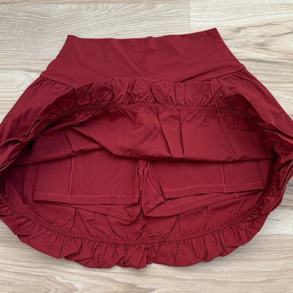 *NWT* Offline by Aerie Real Me Bubble Skort Women’s Red - Picture 4 of 5